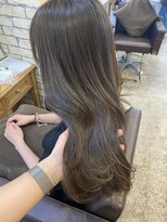 シェノン 西梅田(CHAINON)&nbsp;レイヤーカット/ウェットヘア/デザインカラー/オリーブベージュ