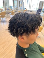 ビス ヘア アンド ビューティー 西新井店(Vis Hair＆Beauty)&nbsp;毛流れセンターパート無造作パーマツーブロック刈り上げ