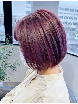 ユーリ(JUURI) ピンクボブ