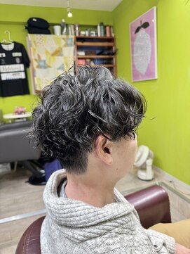 シースティア(siistia) 《スパイラル×2ブロックマッシュショート》