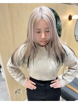 スタン 渋谷(Stam)&nbsp;ナチュラルブロンド裾カラーデザインカラーレイヤーブリーチ渋谷