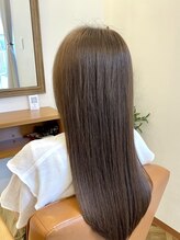 プティ 稲毛(Petit) カーキベージュ×まとまるツヤツヤロング【稲毛/稲毛駅】