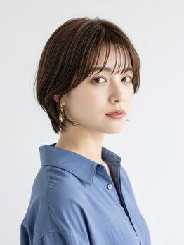 トレンドのレイヤーからショートまで。輪郭や骨格に合わせたあなただけの"小顔魅せ"カット【ショート】