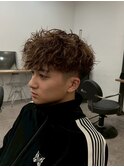 スペインカール ハイライトカラー　メンズカット　メンズパーマ
