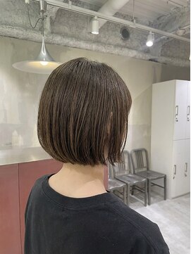 アルテフィーチェ 梅田(artefice) ベリーショート前下がりボブミディアムミニボブショートウルフ