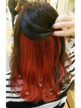 エクラート イーリス 高田馬場店(ECLART IriS) 《高田馬場美容室IriS》インナーカラー☆ブリーチで個性派に☆
