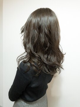 シエル ヘアーデザイン(Ciel Hairdesign) 【Ciel】アディクシーカラーでトレンドなカーキアッシュ