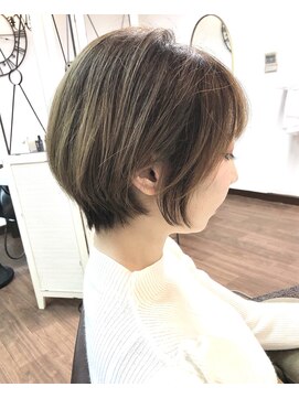 エス ヘア&ヒーリング(S hair&healing) ☆透明感カラー☆くびれショート