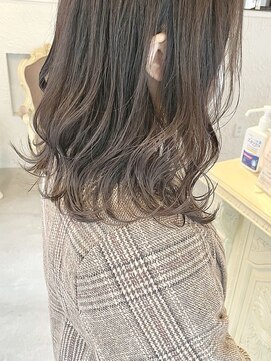 ツイギー 伊賀上ビル店(TWiGGY) 【ダークグレージュ】波巻きでゆるっとなAラインミディアム