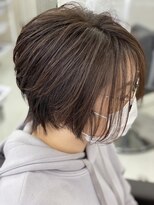 アヴニール アックス(Avenir axe)&nbsp;前下がりツーセクションハンサムショート