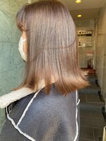 フロート 小阪店(float)&nbsp;ショコラベージュ_エアリーミディ 黒髪 ホワイトアッシュ