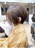 愛され大人ショートボブ・前髪なし・アッシュグレージュ【BISA】