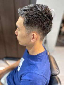 バーバーバー 四谷(BARBER-BAR) 大人の刈り上げスタイル