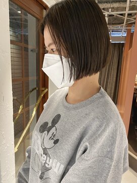 コフィー バイ メルト 吉祥寺(cofy by melt) 【三ツ井純】20代30代切りっぱなしボブ透明感アッシュグレージュ