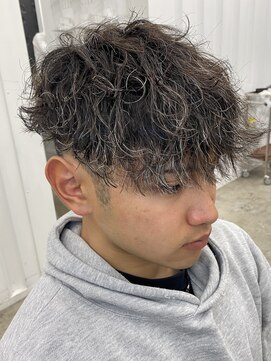 ココ 本八幡(KOKO) □カルマパーマ#ベリーショート#ウルフ＃アッシュブラック