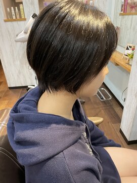 サロンドシャノワール(Salon de Chat noir) グラデーションボブ
