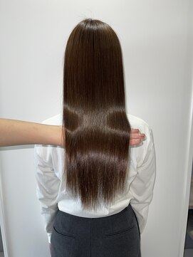 シカ 神戸三宮元町店(Cica) 髪質改善 トリートメント 三宮 元町 ベージュ 艶髪 神戸美容室