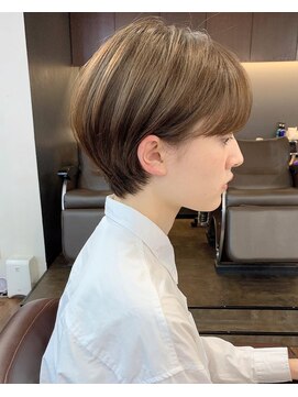 レイラバイアフロート 吉祥寺(Lila by afloat) 【畑中正敏】丸みショート/小顔ショート/ひし形ショート