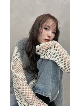 ニジュウサンド ナダーン(23° NADAUN) 韓国ヘア ウェーブ巻き