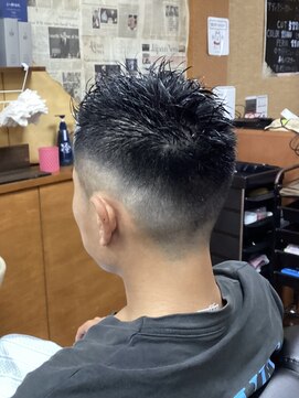 コダマ 新大塚店(KODAMA) アップバングベリーショートスタイル（マッシュパーマ）床屋