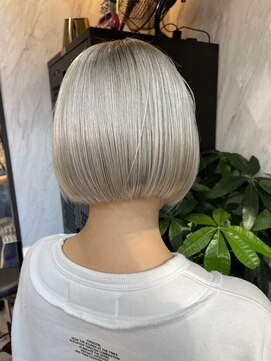 ヴァイス 渋谷店(VAICE) ホワイトカラー/ボブ