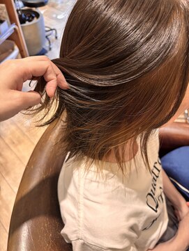 ブランシェ ヘアデザイン(BLANCHE hair design) 派手すぎないイヤリングカラー