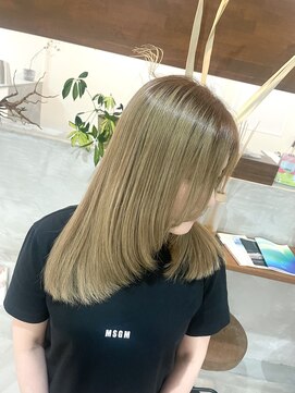 クラン(cLan.) 【イエローベージュ×ブラウンルーツ×ロングレイヤー】