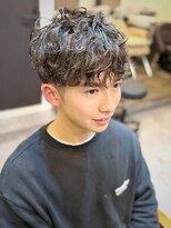 シャイニー ヘアー ダイス(SHINY HAIR DaiCe)&nbsp;波巻きスパイラルパーマ