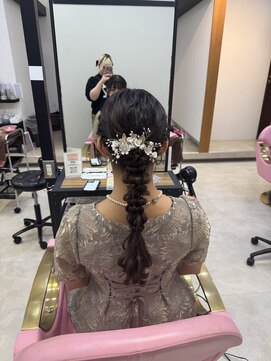 ミルクティー(Milk TEA) 編みおろしヘアセット♪