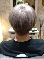 ヘアーリゾートカタカタ Hair Resort kata‐kata ハイトーンマッシュ