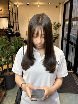 ジュイール(Jouir) 縮毛矯正でレイヤーヘアをもっと楽しむ。