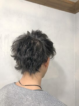 モノ アンド イニ(Mono & inni) 【inni/メンズ】ツイストパーマ