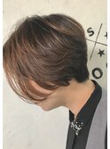 前下がりグラデーションショート