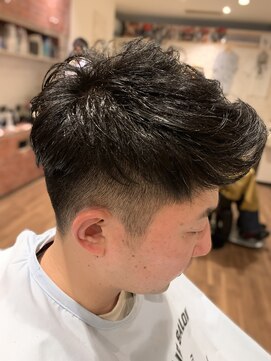 メンズヘアーサロン シンジョウ(Men's hair salon Shinjo) 2ブロック毛量多め