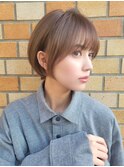 小顔に見えるフレンチショート
