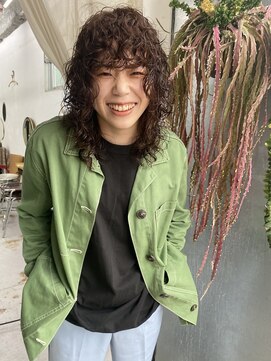 フィン(fin,) fin,/くびれヘア/似合わせカット/デザインカラー/ツートンカラー