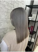 ホワイトベージュハイトーンブリーチイルミナカラー池袋9079