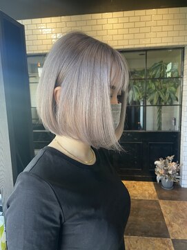 アン(un.) White pail