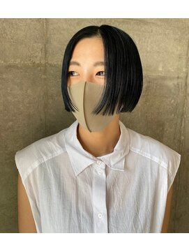 セル(CELL) ミニボブ　モードスタイル　ハンサムショート