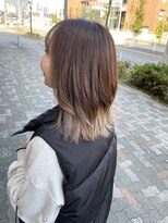 ピヌ(pinue)&nbsp;【pinue】毛先カラー×シルキーベージュ@YUKI