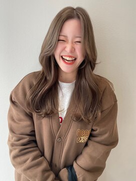 コア(CoRe.gn) 透明感ベージュ