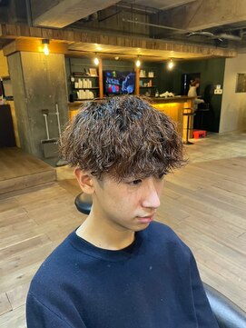 シリー 浦添店(SILLY) 沖縄メンズ波巻きパーマ