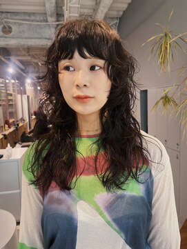 ユルクメゾンシティ 名古屋(JURK MAISON CITY) 【mai style】ロングレイヤーパーマ　顔まわりレイヤー
