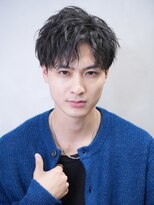 コンフィデンス メンズヘアー(confidence MEN'S HAIR)&nbsp;ショートセンターパート ツイストスパイラルパーマ