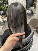 20代30代40代大人可愛い耳かけナチュラルアッシュストレートロブ