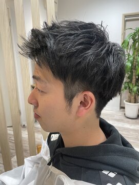 ロエネ(LOENE) 【ルイstyle】マッシュを大人っぽく見せるクールショート