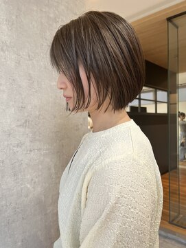 マウ(mau) ボブ　透明感カラー