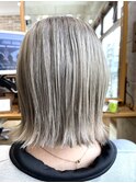 ブリーチオングレージュ