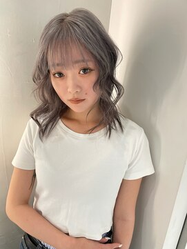 ソル 栄矢場町(SOL) 青みシルバーグレー