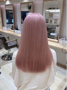 エイト新宿店(EIGHT shinjuku) ピンクベージュ